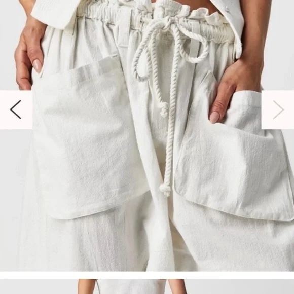 NWOT WE THE FREE BoHo, size small. Oversized. - Picture 2 of 3